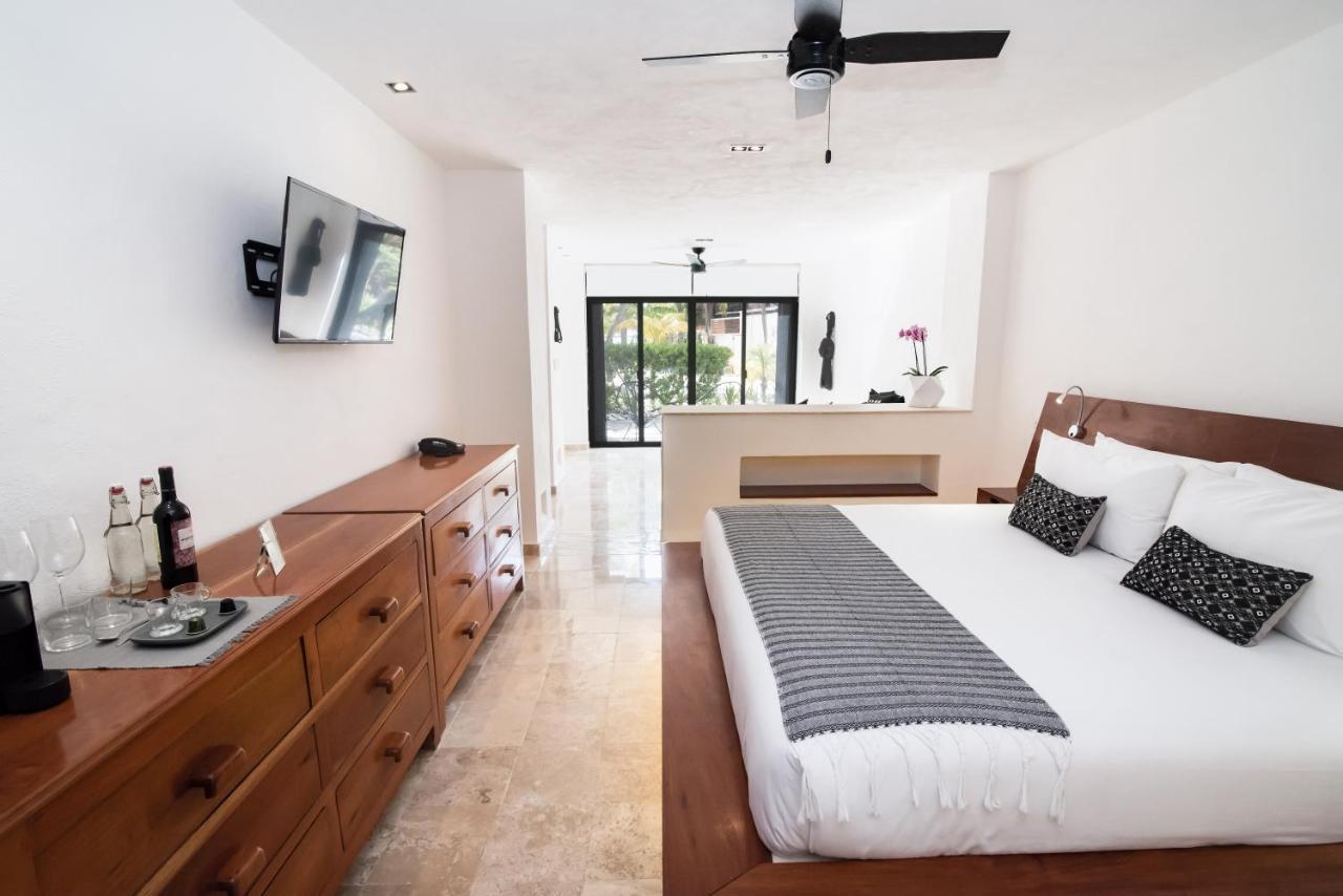 Casa Del Jaguar Beach Hotel อิสลามูเฮเรส ภายนอก รูปภาพ